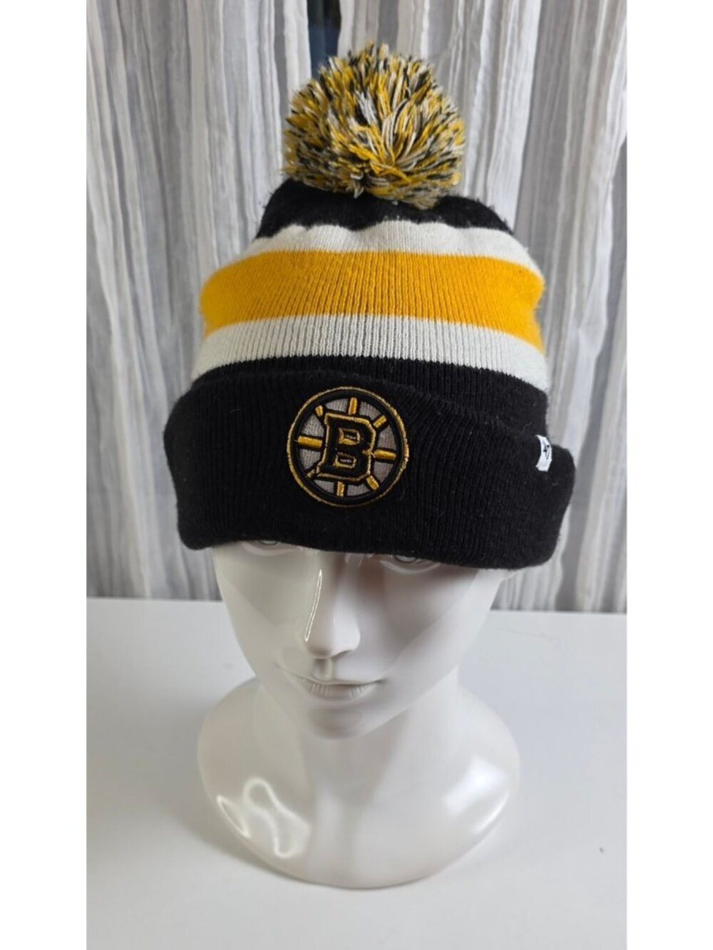 Boston Bruins Winter PomPom Cap One Size Fits All. 47Brand